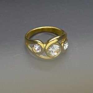 Vintage Inspired Gold Crystal Ring